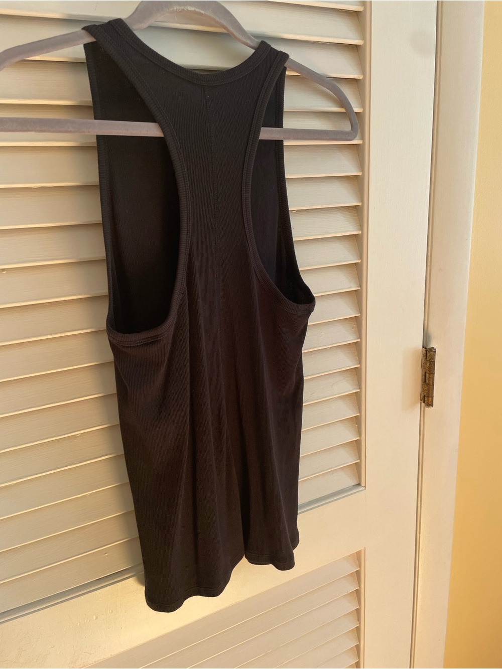 Everlane Black Ribbed Racerback Tank Size Large - Picture 2 of 3